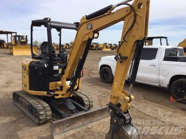 CAT 303 CR Lánctalpas kotrók