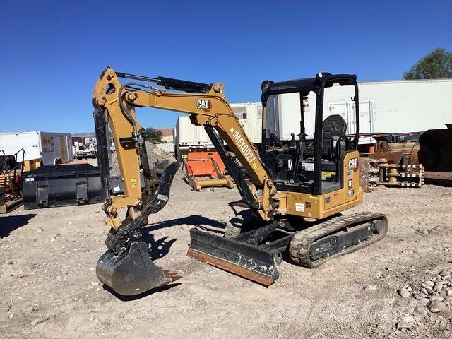 CAT 303CR Lánctalpas kotrók