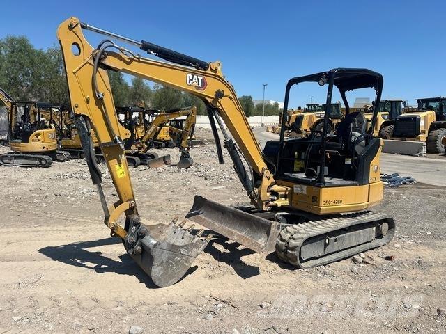 CAT 304 Lánctalpas kotrók