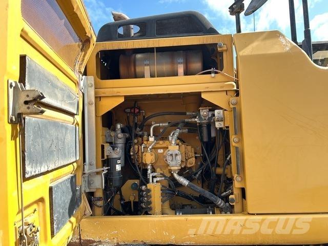 CAT 320 EL Lánctalpas kotrók