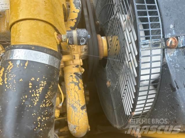 CAT 320L Lánctalpas kotrók