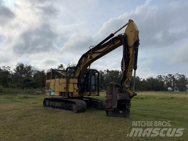 CAT 321D Lánctalpas kotrók