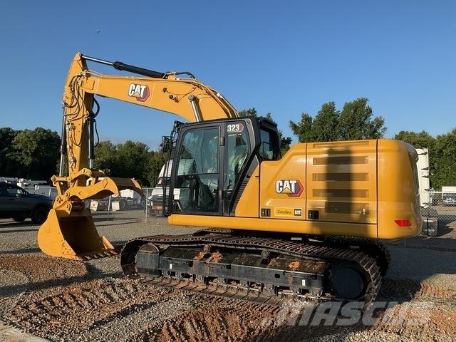 CAT 323 Lánctalpas kotrók