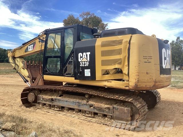 CAT 323FL Lánctalpas kotrók