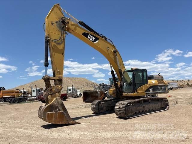 CAT 330D L Lánctalpas kotrók