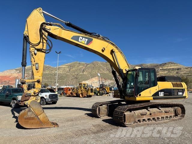 CAT 330D L Lánctalpas kotrók