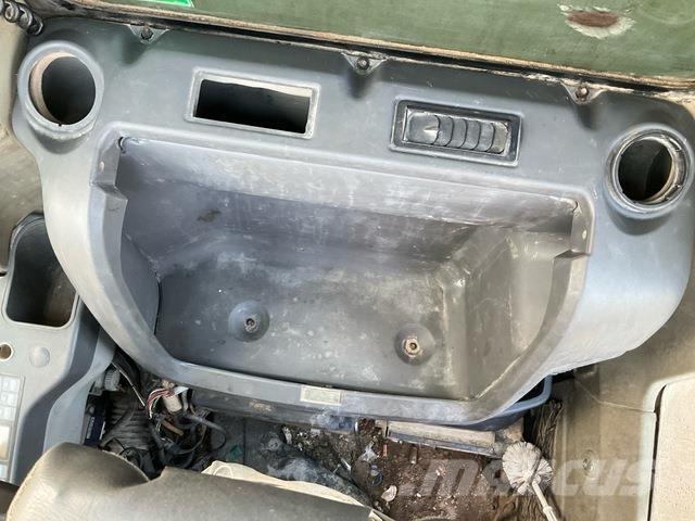 CAT 345CL VG Bontásra használt kotrók