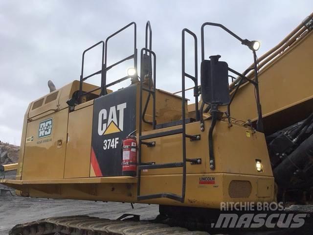 CAT 374F Lánctalpas kotrók