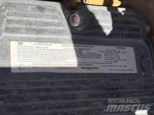 CAT 390FL Lánctalpas kotrók