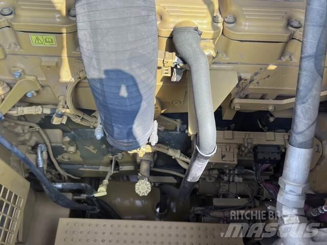 CAT 395 Lánctalpas kotrók