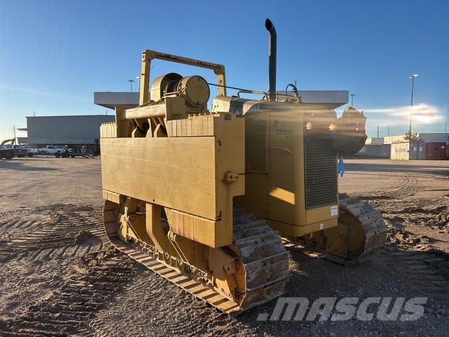 CAT 561N Csőfektető dózerek