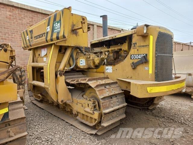 CAT 583H Csőfektető dózerek