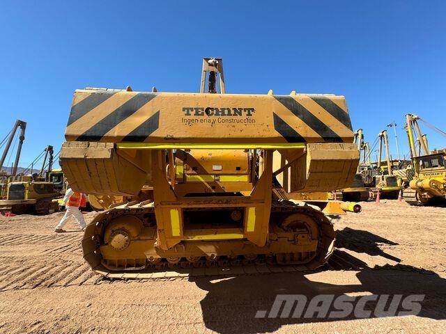 CAT 583K Csőfektető dózerek