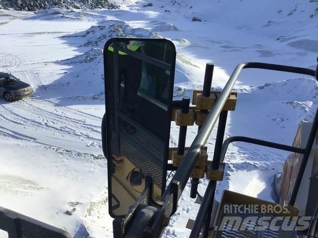 CAT 6060 FC AC Lánctalpas kotrók