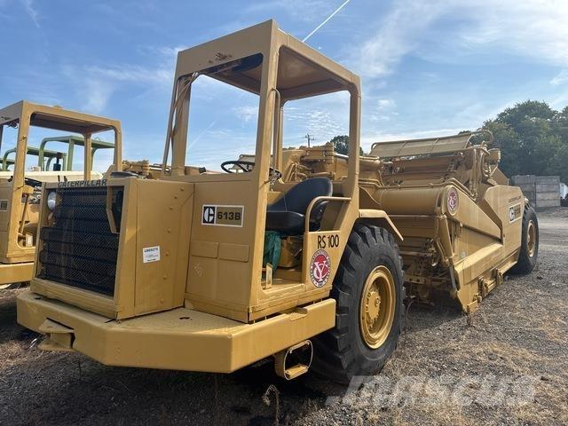 CAT 613B Földnyesők (szkréperek)