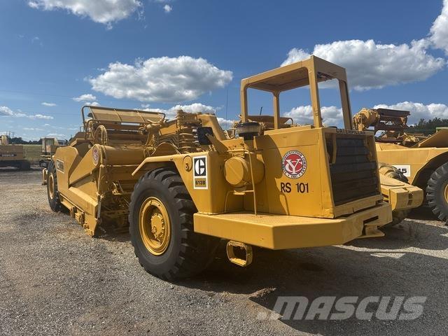 CAT 613B Földnyesők (szkréperek)