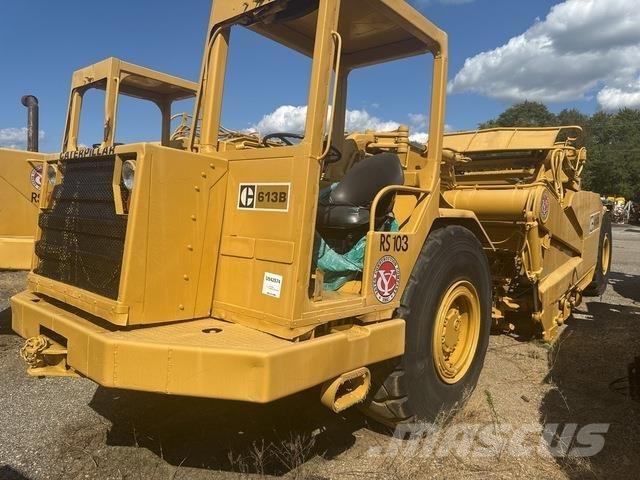 CAT 613B Földnyesők (szkréperek)