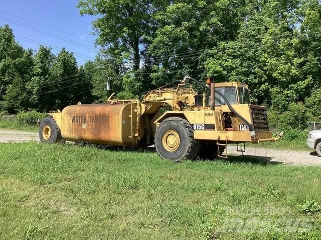CAT 615C Vízszállító teherautók