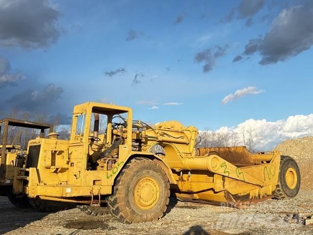 CAT 621B Földnyesők (szkréperek)