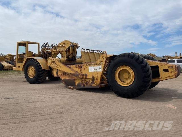 CAT 621B Földnyesők (szkréperek)