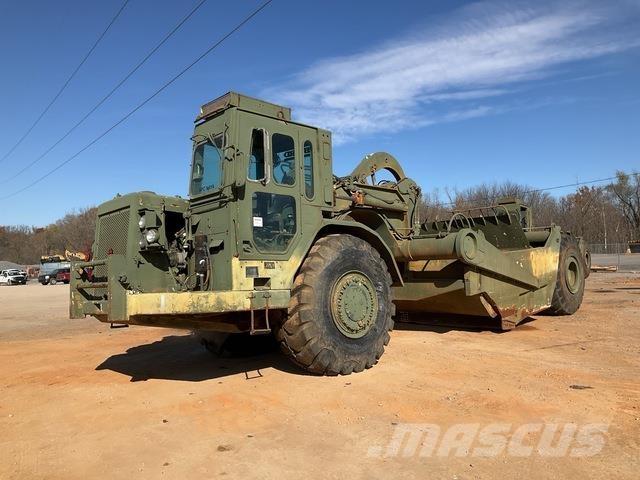 CAT 621B Földnyesők (szkréperek)