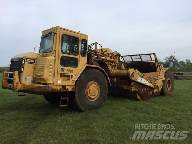 CAT 621G Földnyesők (szkréperek)