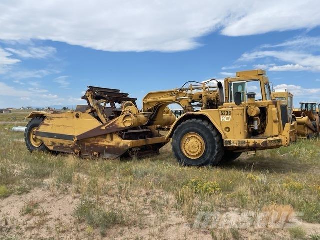 CAT 623B Földnyesők (szkréperek)