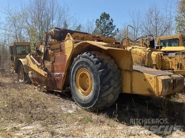 CAT 623F Földnyesők (szkréperek)