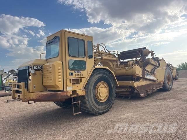 CAT 623G Földnyesők (szkréperek)