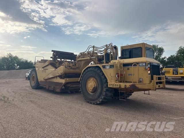 CAT 623G Földnyesők (szkréperek)