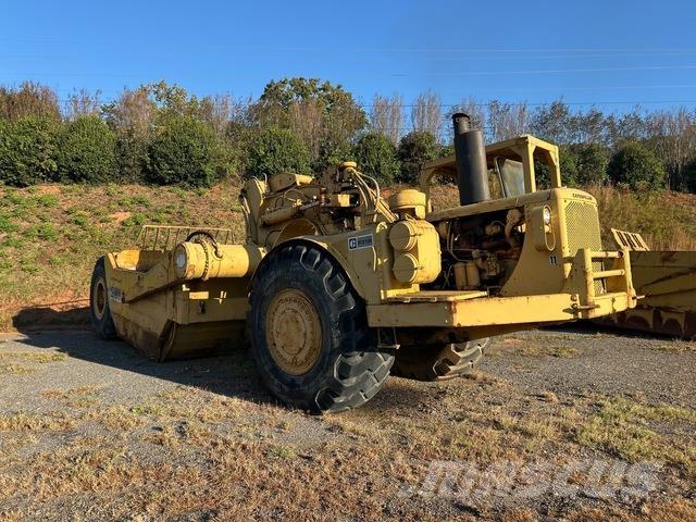 CAT 631B Földnyesők (szkréperek)