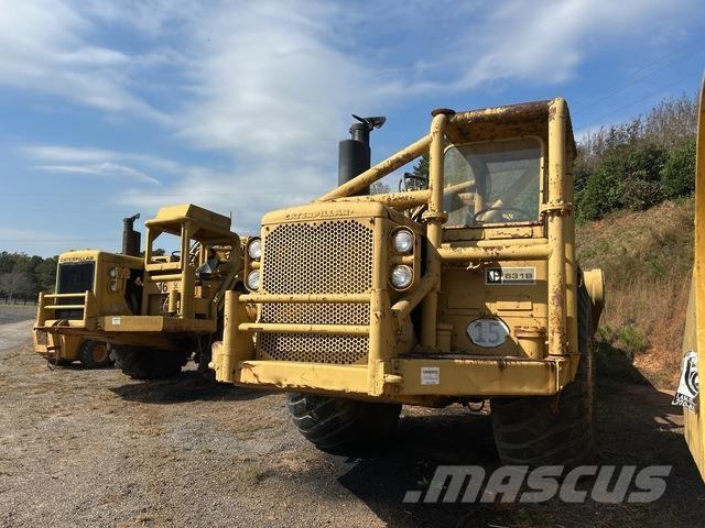 CAT 631B Földnyesők (szkréperek)