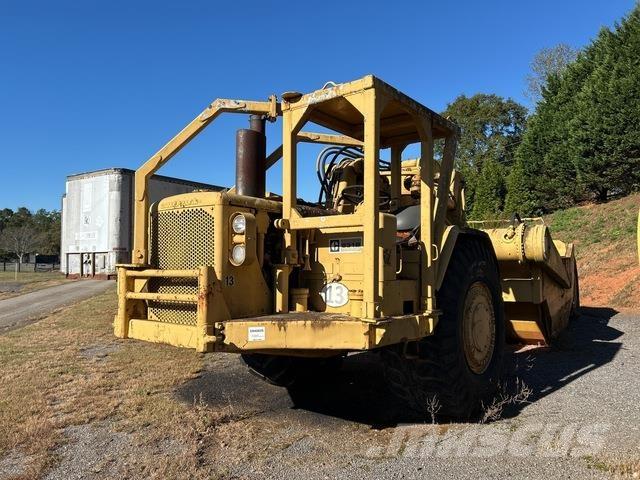 CAT 631B Földnyesők (szkréperek)