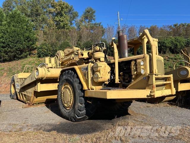 CAT 631B Földnyesők (szkréperek)