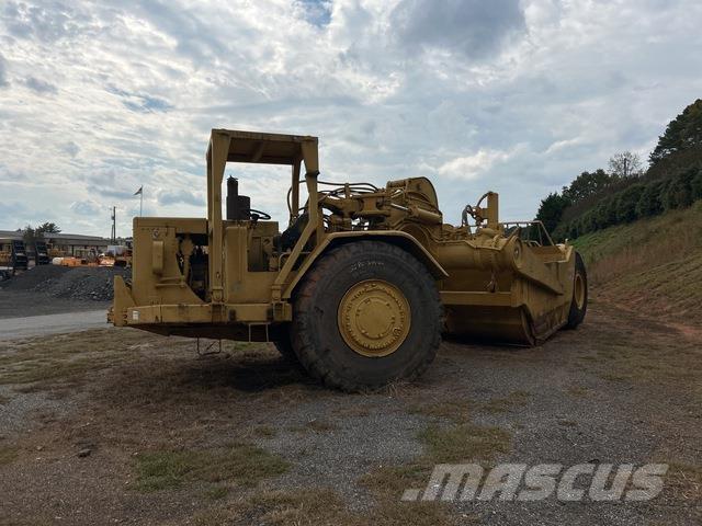 CAT 631C Földnyesők (szkréperek)