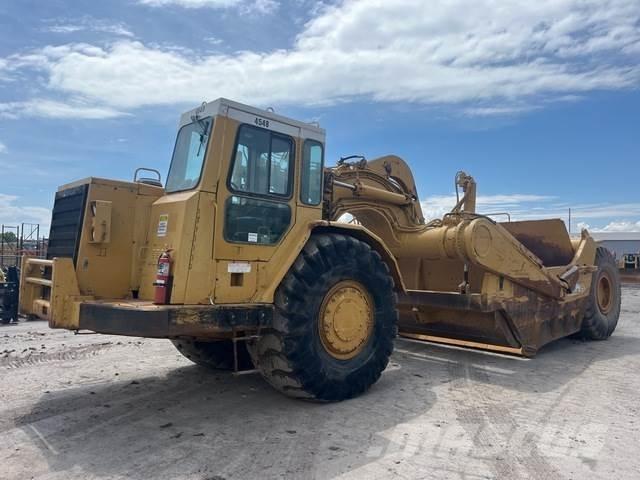 CAT 631E Földnyesők (szkréperek)