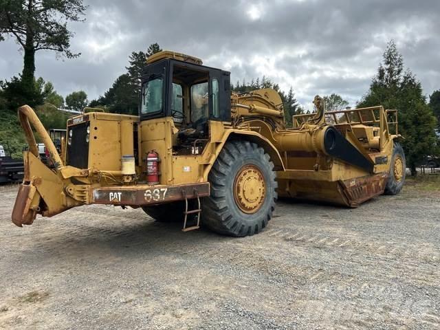 CAT 637D Földnyesők (szkréperek)