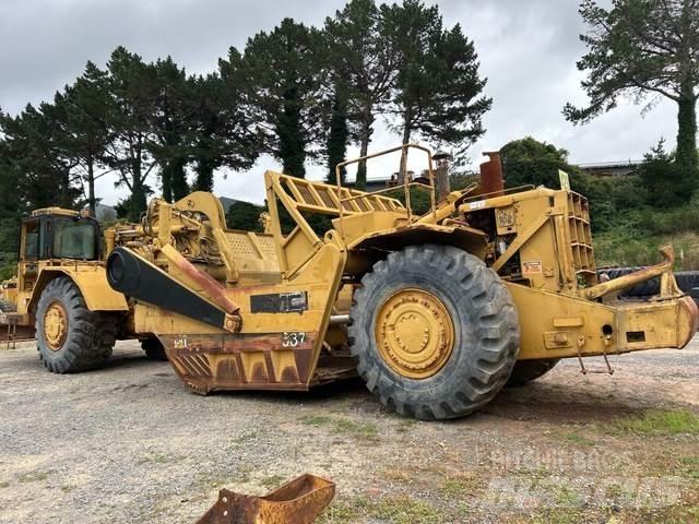 CAT 637D Földnyesők (szkréperek)