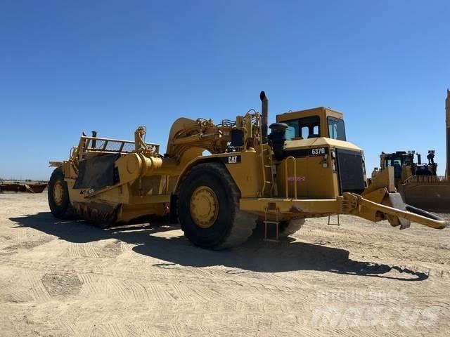 CAT 637G Földnyesők (szkréperek)