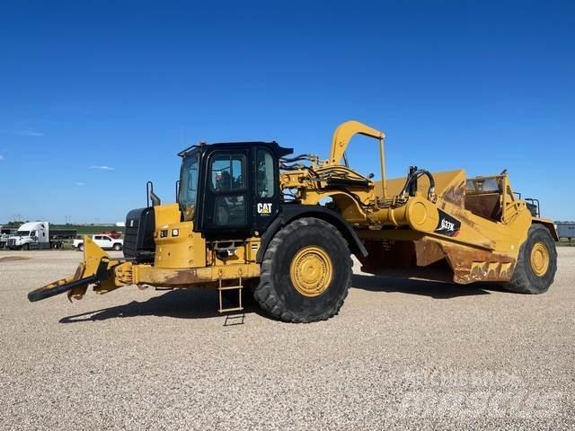 CAT 637K Földnyesők (szkréperek)