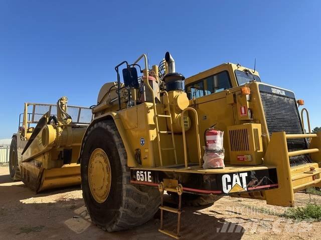 CAT 651E Földnyesők (szkréperek)