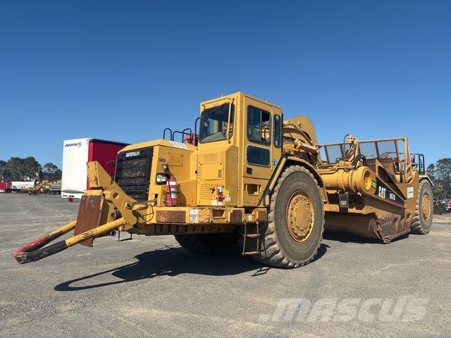 CAT 657G Földnyesők (szkréperek)