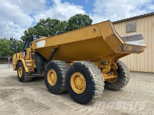 CAT 725C Csuklósdömperek