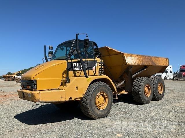 CAT 730 Csuklósdömperek