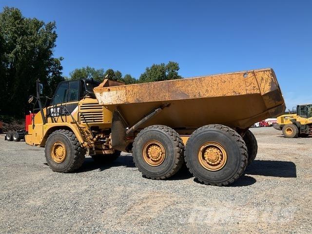 CAT 730 Csuklósdömperek