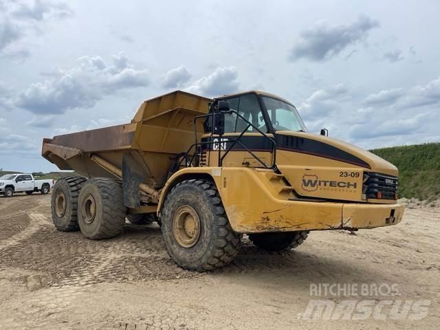 CAT 740 Csuklósdömperek