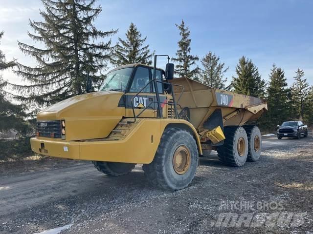 CAT 740 Csuklósdömperek