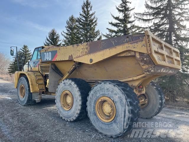 CAT 740 Csuklósdömperek