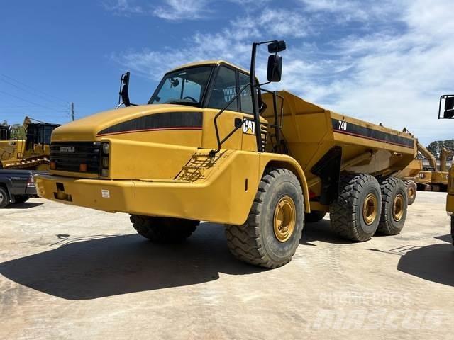 CAT 740 Csuklósdömperek
