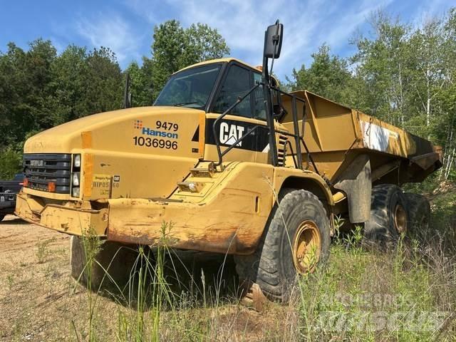 CAT 740 Csuklósdömperek